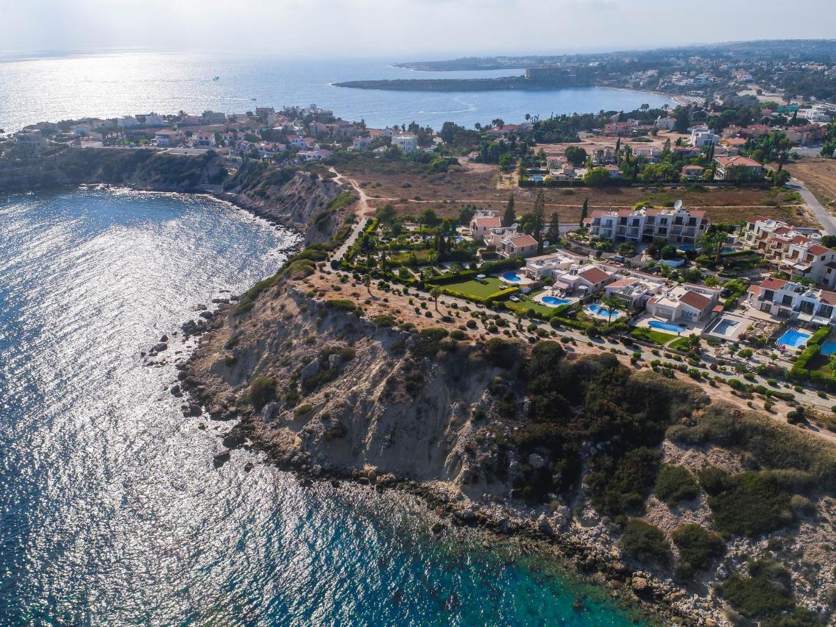 Tequila Sunrise By Ezoria Villas Kólpos tón Korallíon Eksteriør bilde