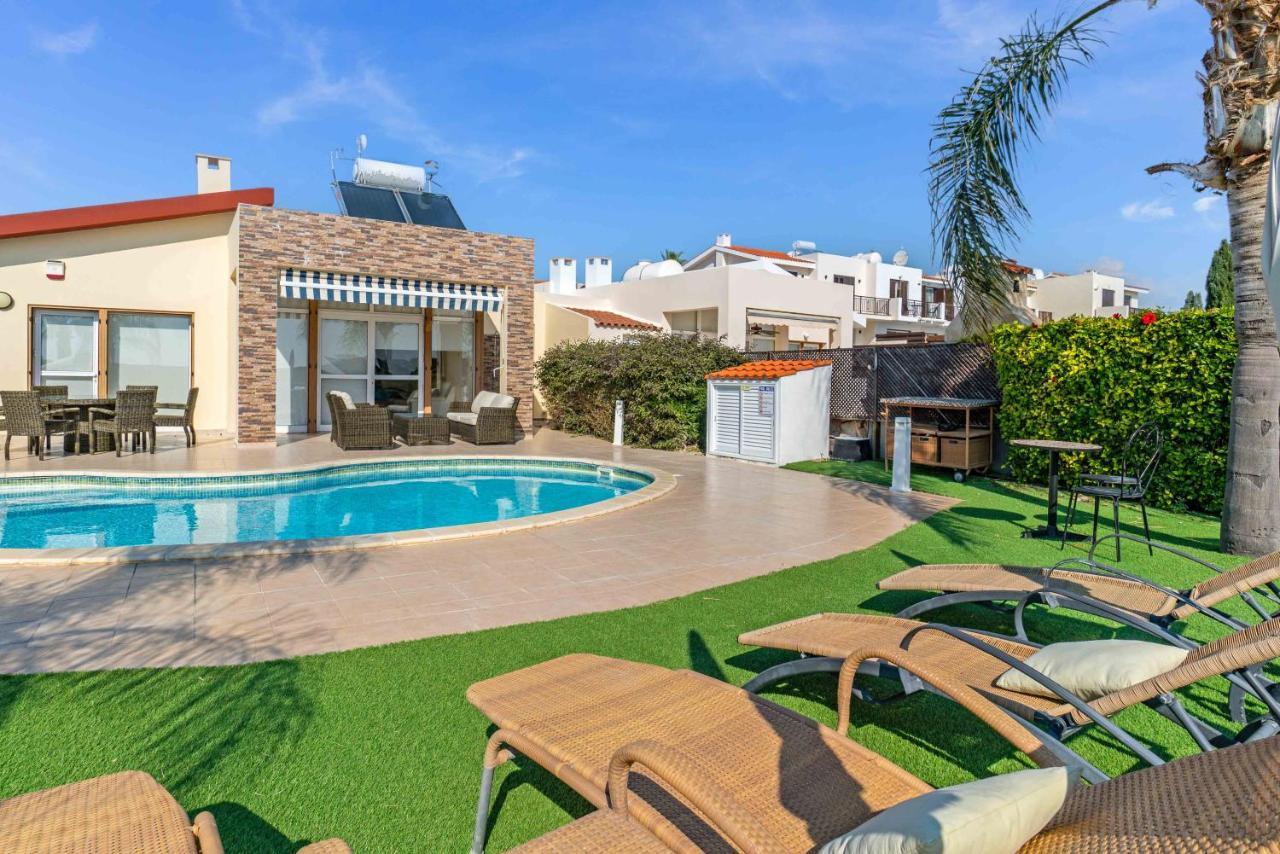 Tequila Sunrise By Ezoria Villas Kólpos tón Korallíon Eksteriør bilde